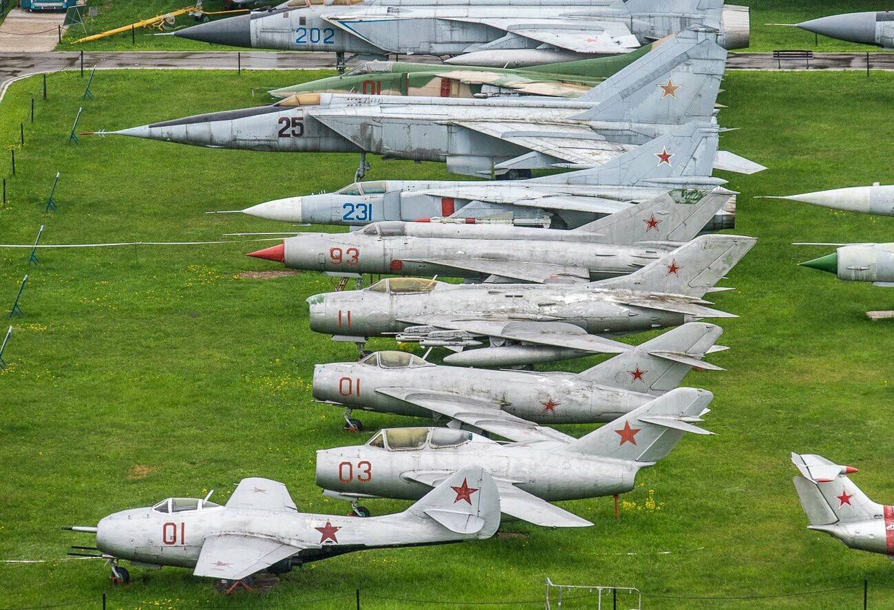 Too many red stars