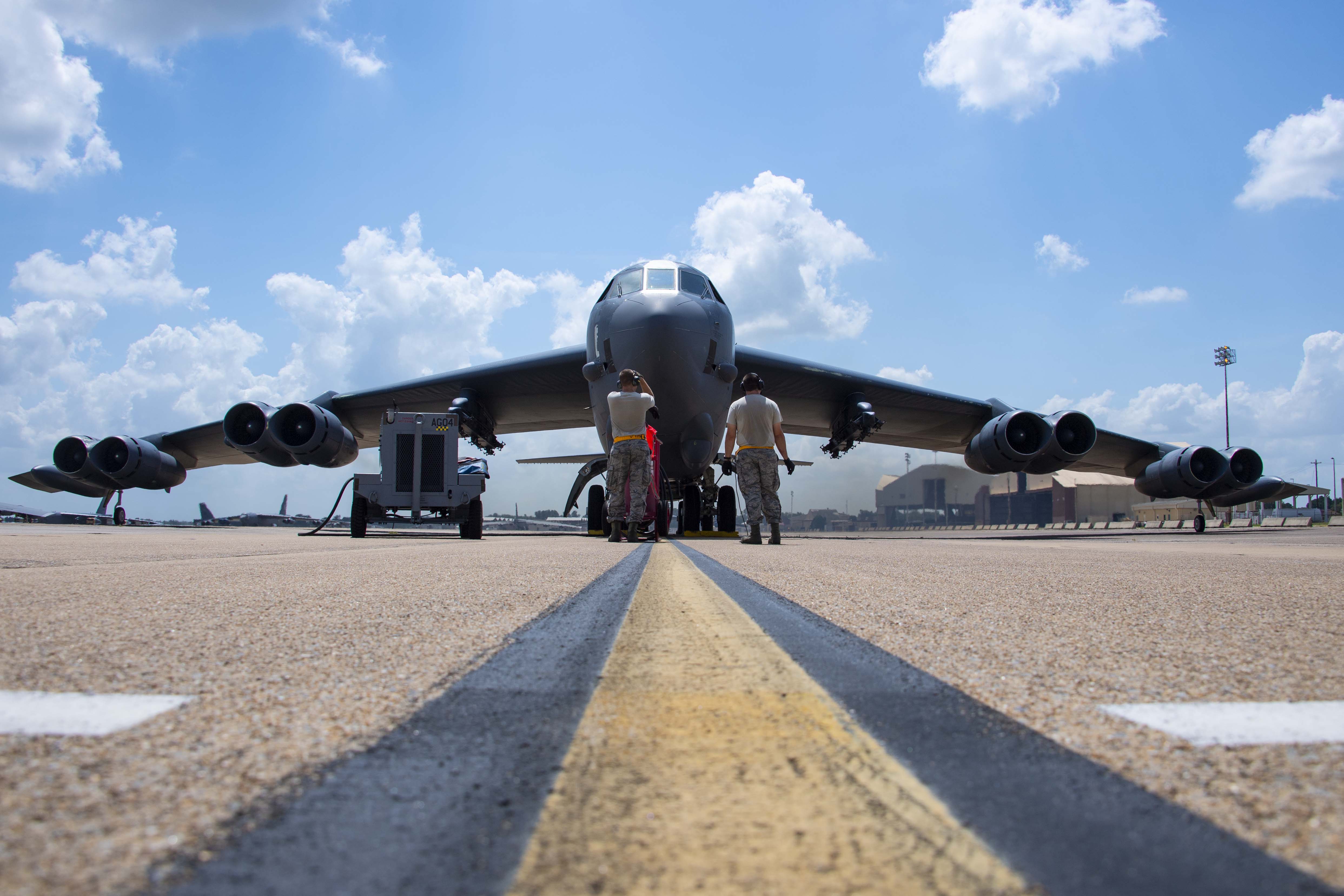 Бомбардировщик. B 52 бомбардировщик. B52 самолет. B52 самолет USA. Boeing b-52 Stratofortress обманки.