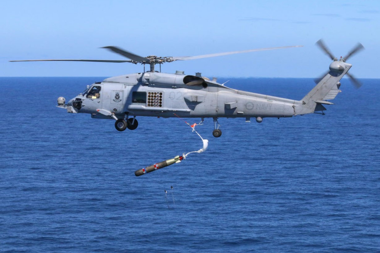 Australian-MH-60R-helicopters-achieve-a-first-with-Mk-54-torpedoes.jpg
