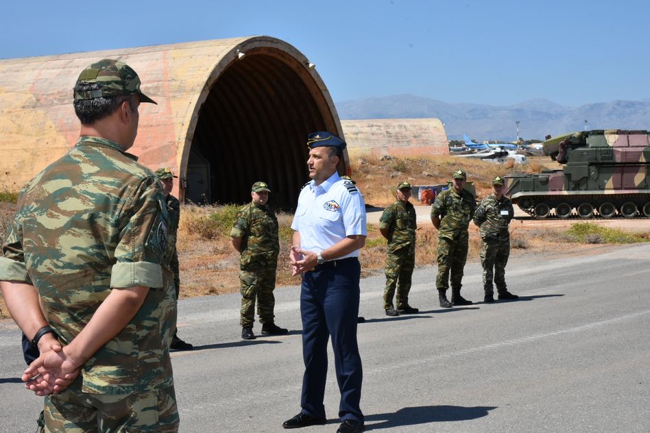 &Sigma;&tau;&omicron;&iota;&chi;&epsilon;ί&omicron; &tau;&eta;&sigmaf; 11&eta;&sigmaf; &Mu;&omicron;ί&rho;&alpha;&sigmaf; &Kappa;&alpha;&tau;&epsilon;&upsilon;&theta;&upsilon;&nu;ό&mu;&epsilon;&nu;&omega;&nu; &Beta;&lambda;&eta;&mu;ά&tau;&omega;&nu; S-300