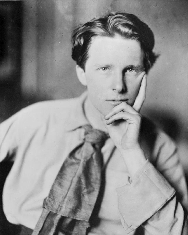 https://flight.com.gr/wp-content/uploads/2022/12/Rupert_Brooke_Q_71073.jpg