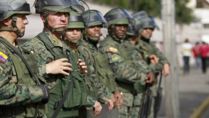ecuador army