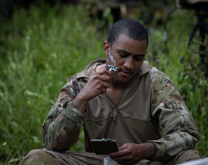 us soldier shaving