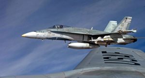 Δύο CF-188 Hornet της Βασιλικής Καναδικής Αεροπορίας σε πτήση
