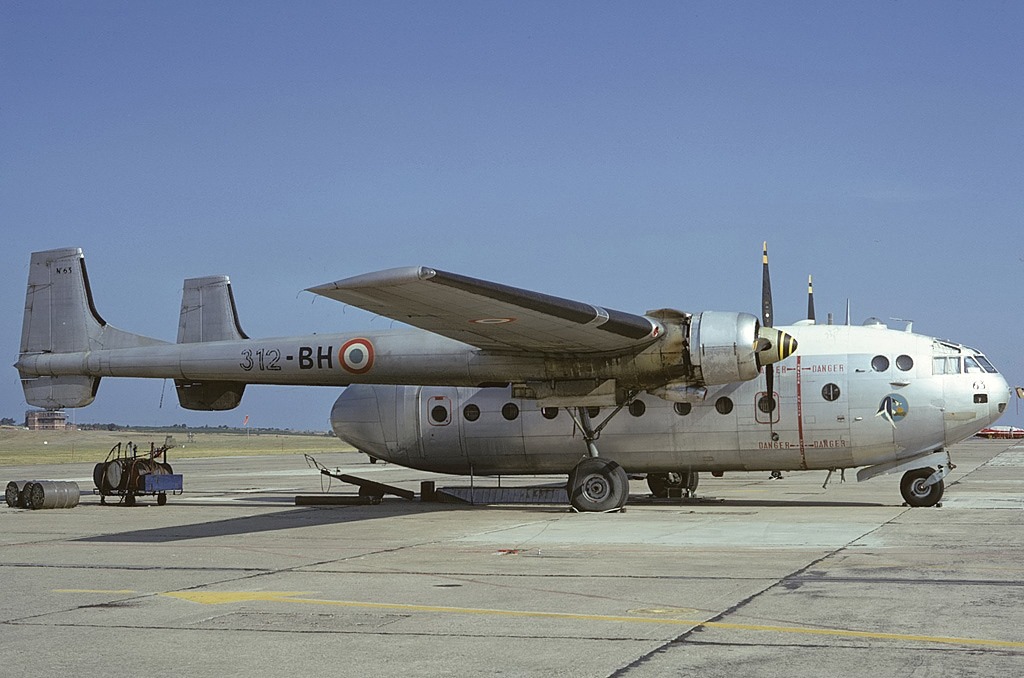 &Gamma;&alpha;&lambda;&lambda;&iota;&kappa;ό Nord N.2501F Noratlas &sigma;&tau;&alpha;&theta;&mu;&epsilon;&upsilon;&mu;έ&nu;&omicron; &sigma;&epsilon; &alpha;&epsilon;&rho;&omicron;&delta;&rho;ό&mu;&iota;&omicron;
