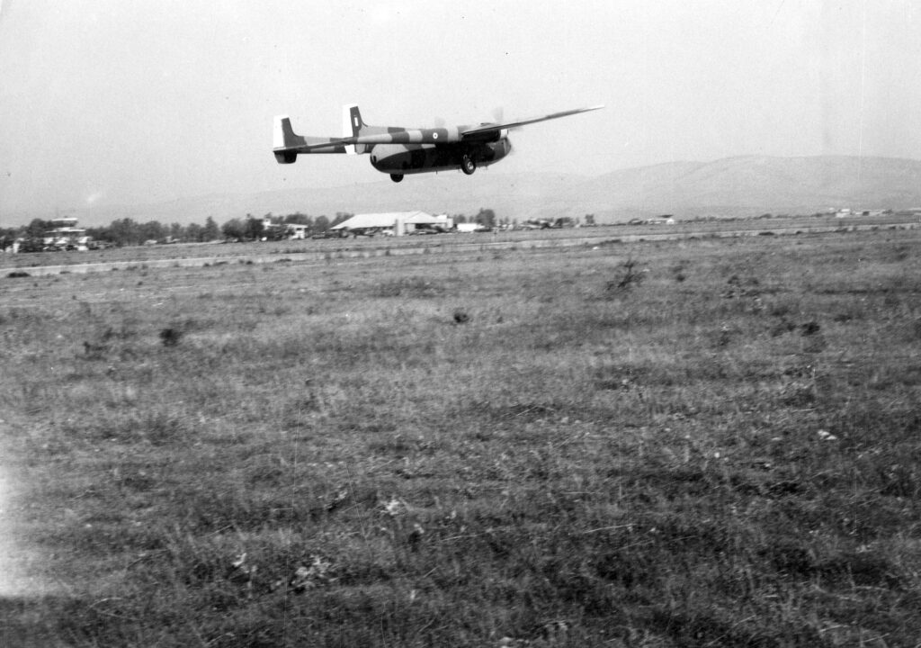 &Epsilon;&lambda;&lambda;&eta;&nu;&iota;&kappa;ό Noratlas &sigma;&epsilon; &pi;&tau;ή&sigma;&eta; &chi;&alpha;&mu;&eta;&lambda;&omicron;ύ ύ&psi;&omicron;&upsilon;&sigmaf;