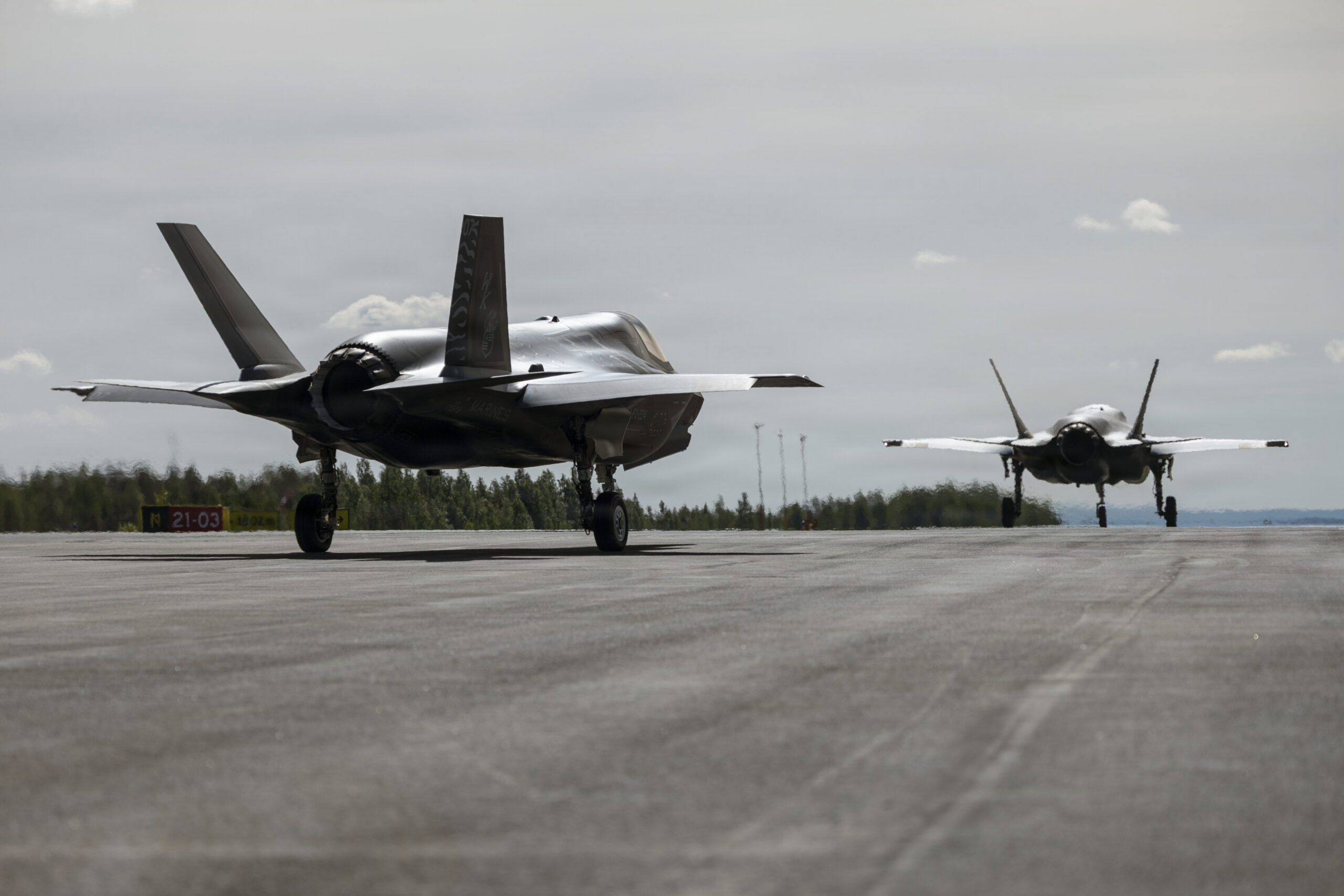 &Delta;ύ&omicron; F-35B &tau;&rho;&omicron;&chi;&omicron;&delta;&rho;&omicron;&mu;&omicron;ύ&nu; &sigma;&tau;&eta; Ramstein Flag &sigma;&tau;&eta; &Phi;&iota;&nu;&lambda;&alpha;&nu;&delta;ί&alpha;