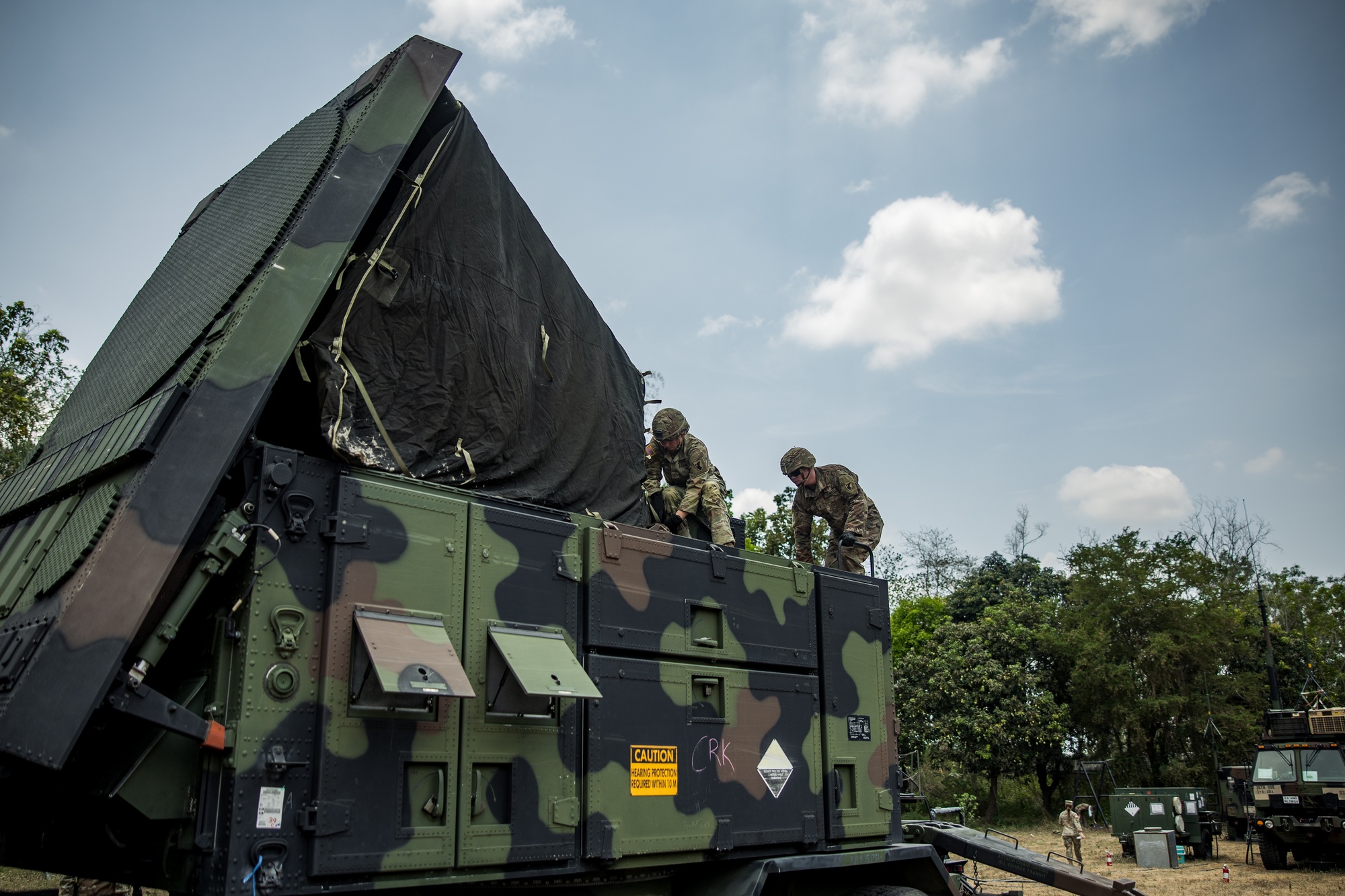 &Sigma;&tau;&rho;&alpha;&tau;&iota;&omega;&tau;&iota;&kappa;&omicron;ί &alpha;&nu;&alpha;&pi;&tau;ύ&sigma;&sigma;&omicron;&upsilon;&nu; &rho;&alpha;&nu;&tau;ά&rho; AN/MPQ-65 &sigma;&upsilon;&sigma;&tau;ή&mu;&alpha;&tau;&omicron;&sigmaf; Patriot &sigma;&tau;&iota;&sigmaf; &Phi;&iota;&lambda;&iota;&pi;&pi;ί&nu;&epsilon;&sigmaf;