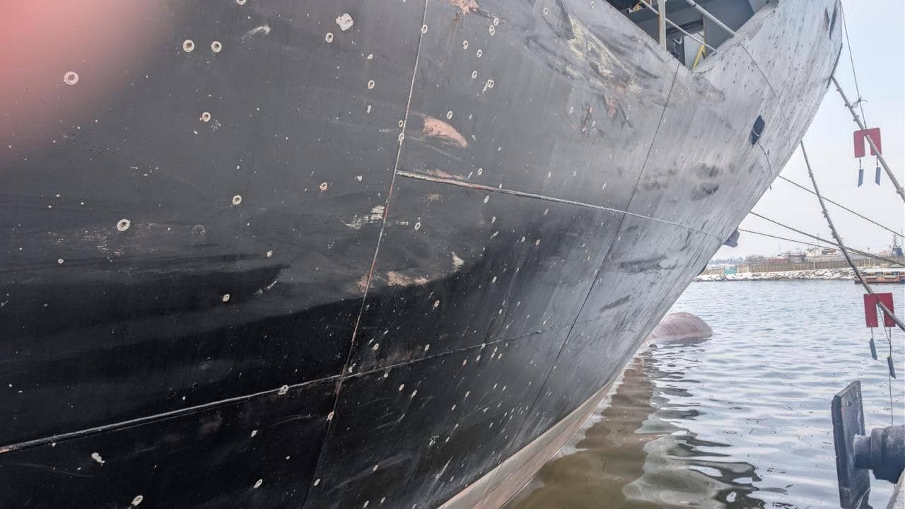 Ζημιές στο κύτος πολιτικού φορτηγού πλοίου σημαίας Μάλτας σε λιμενική εγκατάσταση της Οδησσού