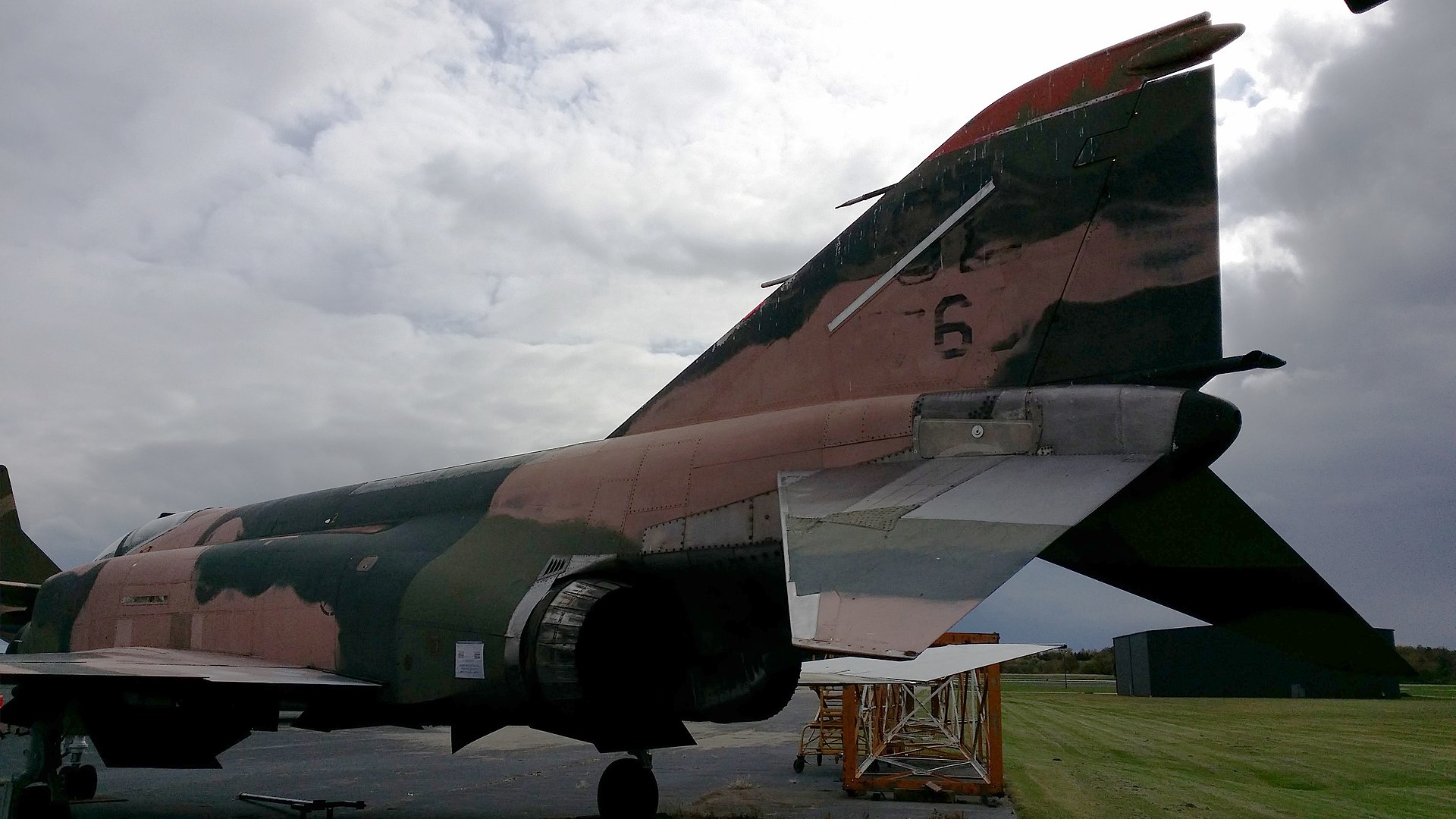 McDonnell F-4 Phantom II &tau;&eta;&sigmaf; &Pi;&omicron;&lambda;&epsilon;&mu;&iota;&kappa;ή&sigmaf; &Alpha;&epsilon;&rho;&omicron;&pi;&omicron;&rho;ί&alpha;&sigmaf; &tau;&omega;&nu; &Eta;&Pi;&Alpha;