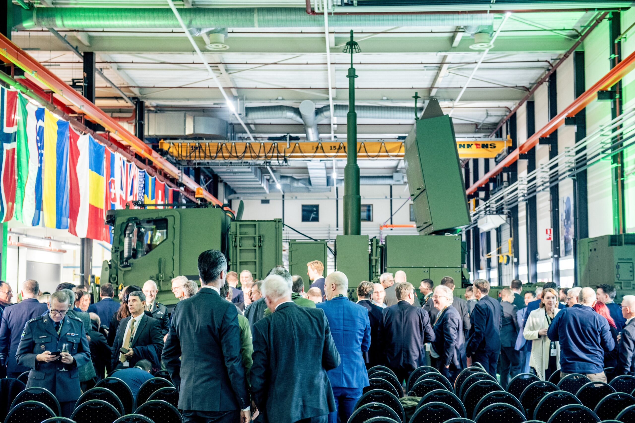 &Rho;&alpha;&nu;&tau;ά&rho; Thales GM200 MM/C &alpha;&nu;&upsilon;&psi;&omega;&mu;έ&nu;&omicron; &sigma;&tau;&iota;&sigmaf; &epsilon;&gamma;&kappa;&alpha;&tau;&alpha;&sigma;&tau;ά&sigma;&epsilon;&iota;&sigmaf; &tau;&eta;&sigmaf; Thales Nederland