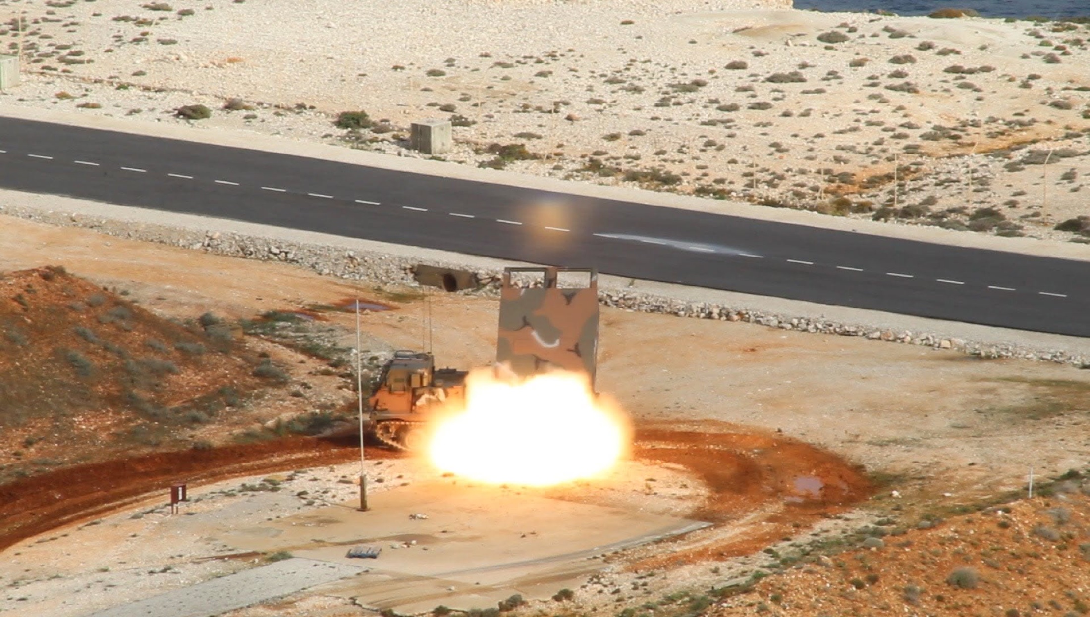 &Pi;ί&sigma;&omega; ό&psi;&eta; &epsilon;&lambda;&lambda;&eta;&nu;&iota;&kappa;&omicron;ύ M270 MLRS &tau;&eta; &sigma;&tau;&iota;&gamma;&mu;ή &tau;&eta;&sigmaf; &pi;&upsilon;&rho;&omicron;&delta;ό&tau;&eta;&sigma;&eta;&sigmaf;