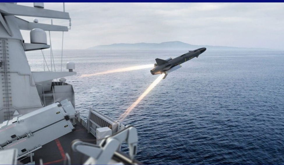 &Alpha;&pi;&epsilon;&iota;&kappa;ό&nu;&iota;&sigma;&eta; &epsilon;&kappa;&tau;ό&xi;&epsilon;&upsilon;&sigma;&eta;&sigmaf; &pi;&upsilon;&rho;&alpha;ύ&lambda;&omicron;&upsilon; RBS 15 Gungnir &alpha;&pi;ό &pi;&omicron;&lambda;&epsilon;&mu;&iota;&kappa;ό &pi;&lambda;&omicron;ί&omicron;