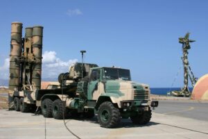 Ελληνικό σύστημα S-300PMU-1 της Πολεμικής Αεροπορίας σε θέση ανάπτυξης