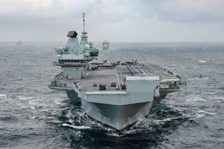 Το βρετανικό αεροπλανοφόρο HMS Prince of Wales σε ανάπτυξη