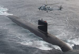 Γαλλικό πυρηνοκίνητο υποβρύχιο βαλλιστικών πυραύλων εν πλω