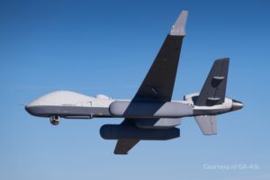 MQ-9B με ραντάρ LoyalEye σε πτήση
