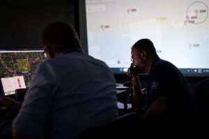 Στελέχη του ΝΑΤΟ παρακολουθούν ψηφιακό δίκτυο κατά το πείραμα DiBaX στη Λετονία