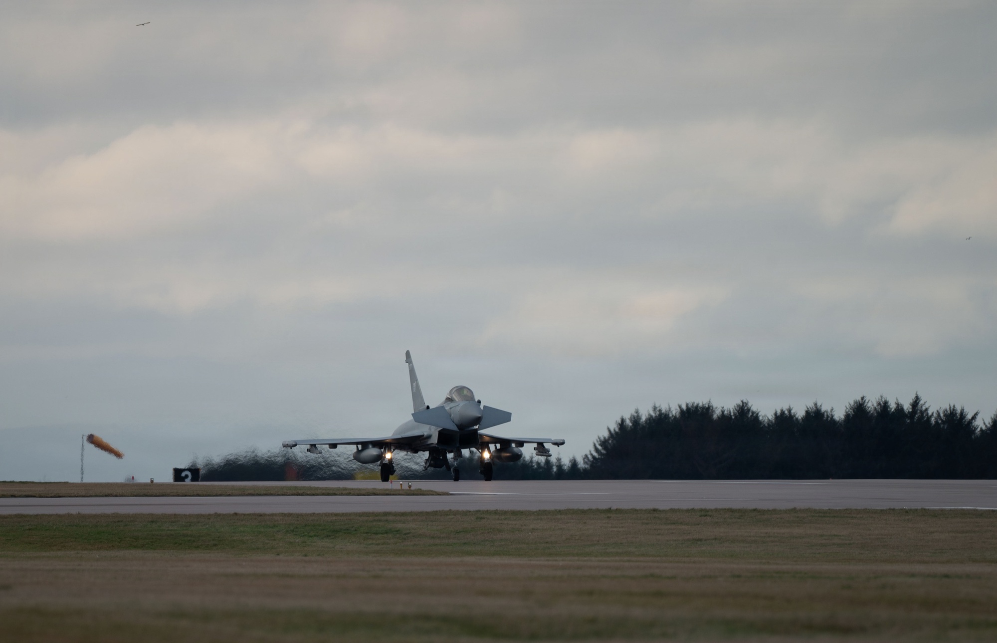Βρετανικό Typhoon FGR4 στον διάδρομο της RAF Lossiemouth