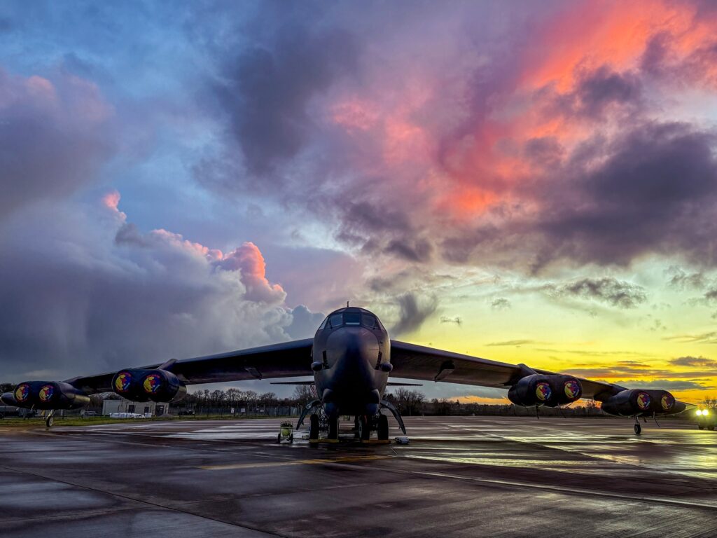 Αμερικανικό βομβαρδιστικό B-52H στη βάση RAF Fairford