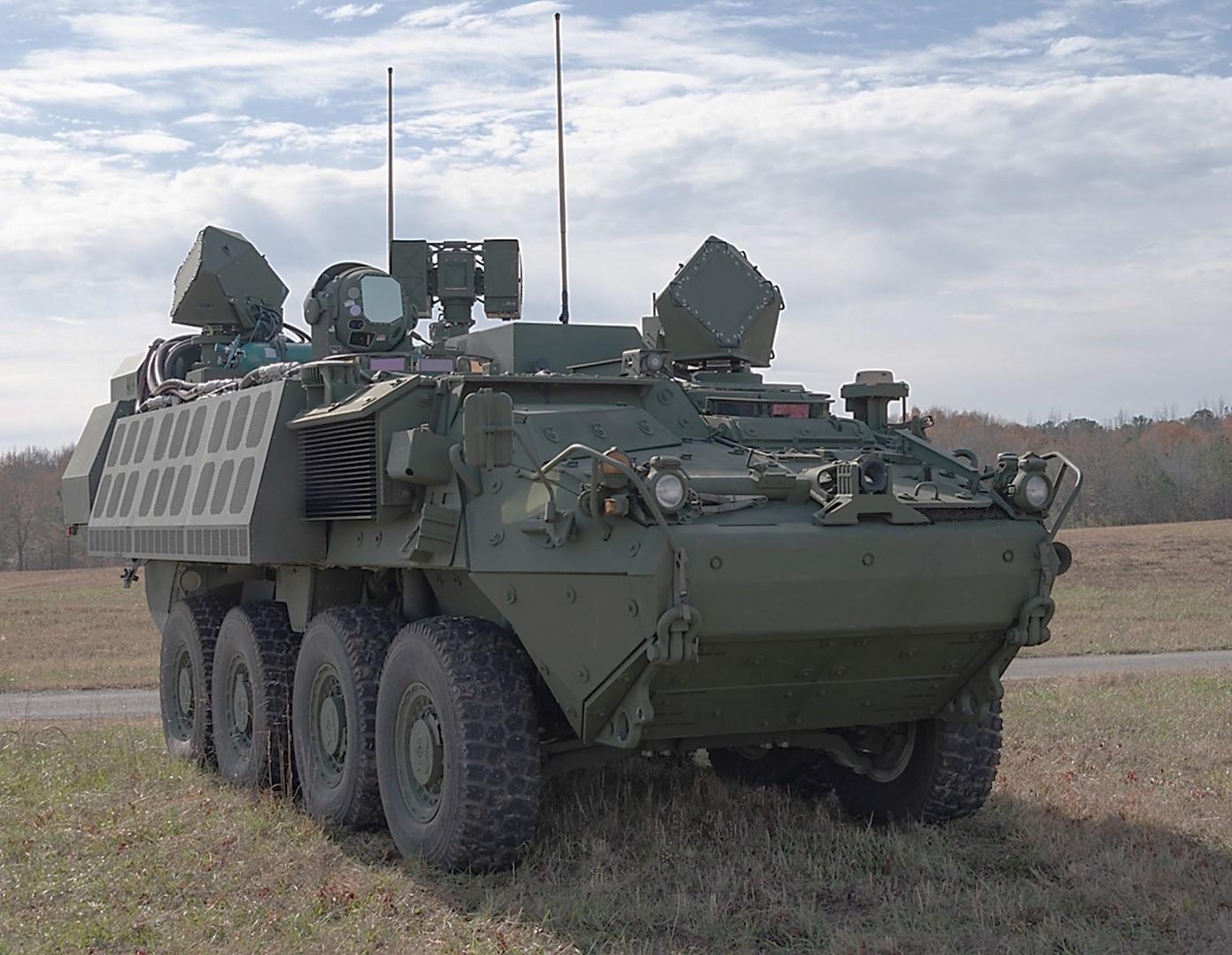 &Pi;&rho;&omega;&tau;ό&tau;&upsilon;&pi;&omicron; Stryker DE M-SHORAD &mu;&epsilon; &kappa;&epsilon;&phi;&alpha;&lambda;ή &kappa;&alpha;&tau;&epsilon;ύ&theta;&upsilon;&nu;&sigma;&eta;&sigmaf; &tau;&eta;&sigmaf; &delta;έ&sigma;&mu;&eta;&sigmaf; &lambda;έ&iota;&zeta;&epsilon;&rho; &kappa;&alpha;&iota; &rho;&alpha;&nu;&tau;ά&rho;